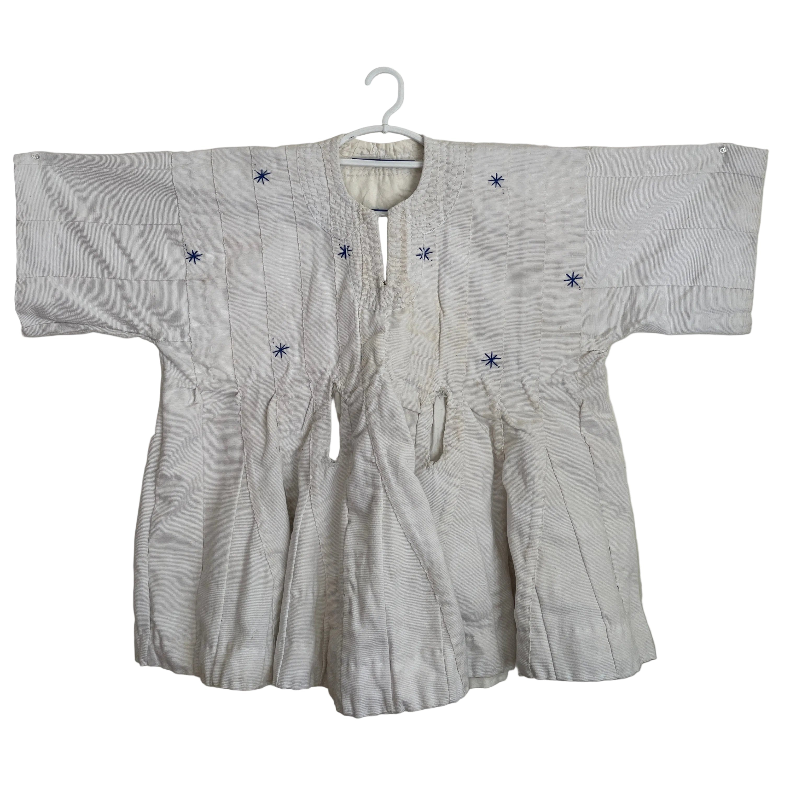 Africa Handwoven Fugu/Smock White